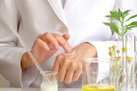 NGÀNH HÓA MỸ PHẨM